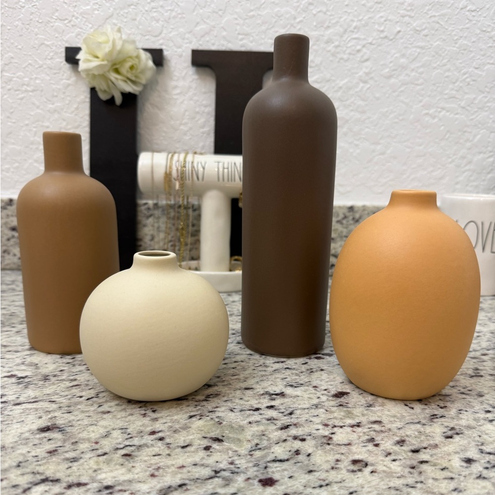 Elegant Ceramic Vase Set - Cream, Brown, and Tan